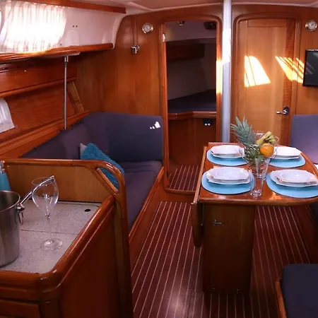 船上ホテル Bavaria 37- Silvija